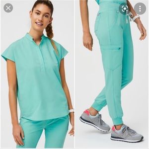 Sold out aqua figs color way💙